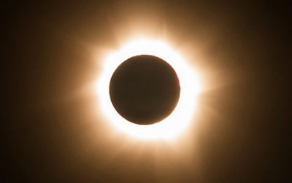 Eclipsa totala de soare din 2015