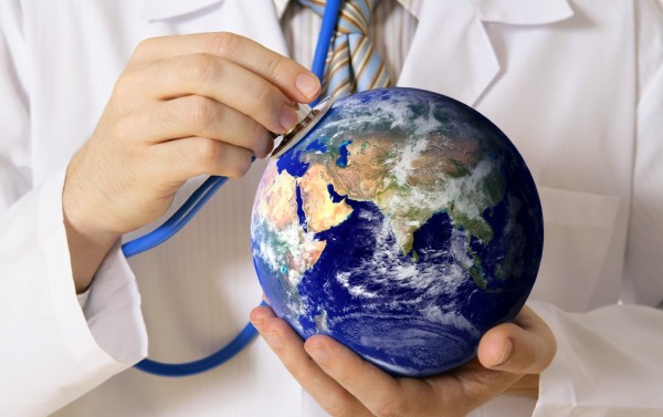 Calatorind pentru sanatate: turismul medical