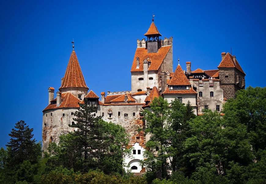 O idee de a petrece Halloweenul la munte